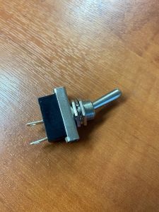 Forward and reverse switch