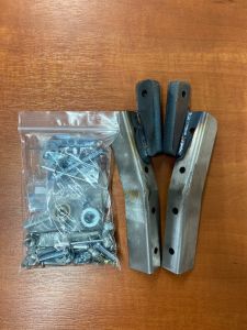 Toylander 3 windscreen hinges and fixings (pair)